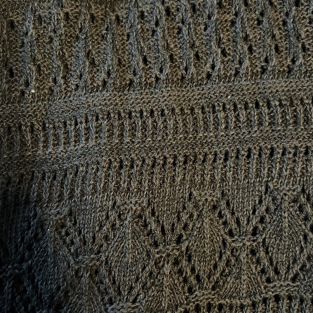 BLACK button up sleeveless cardigan - Picture 11 of 11